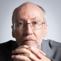 Steven Erikson